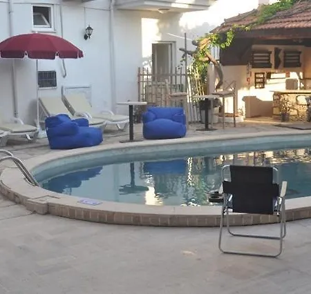 アパートホテル Dalyando